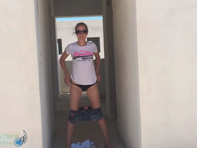 MaviePearl Porno Video: Geiler AO s*x im Urlaub