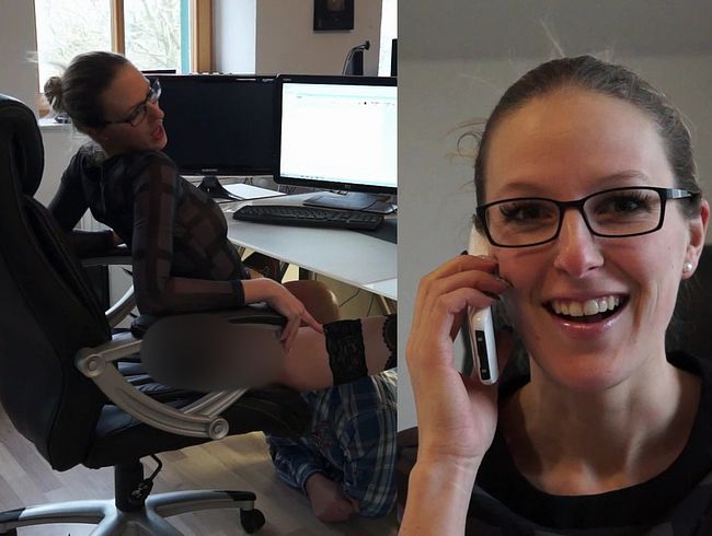 MaviePearl Porno Video: Willige Sekretärin: Er hat den Job & ich den Spaß