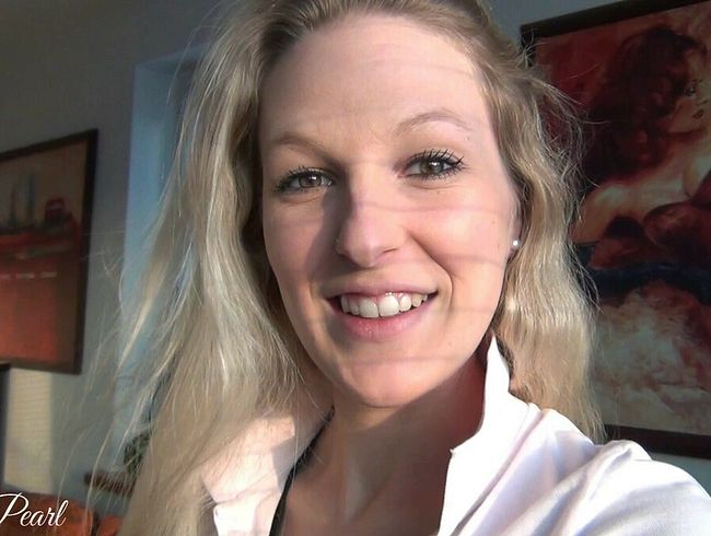 MaviePearl Porno Video: WOW! Sie schreit wenn sie kommt!